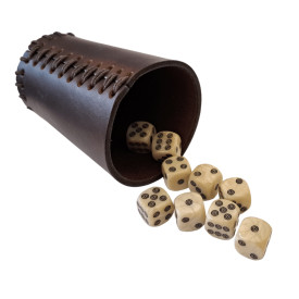 Kostky s koženým kelímkem na Farkle