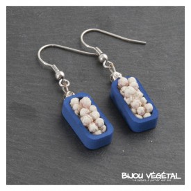Živé šperky - Náušnice Vertigo modré s trvalými bílými květy